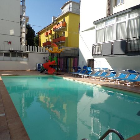Hotel 2000 Rimini Ngoại thất bức ảnh