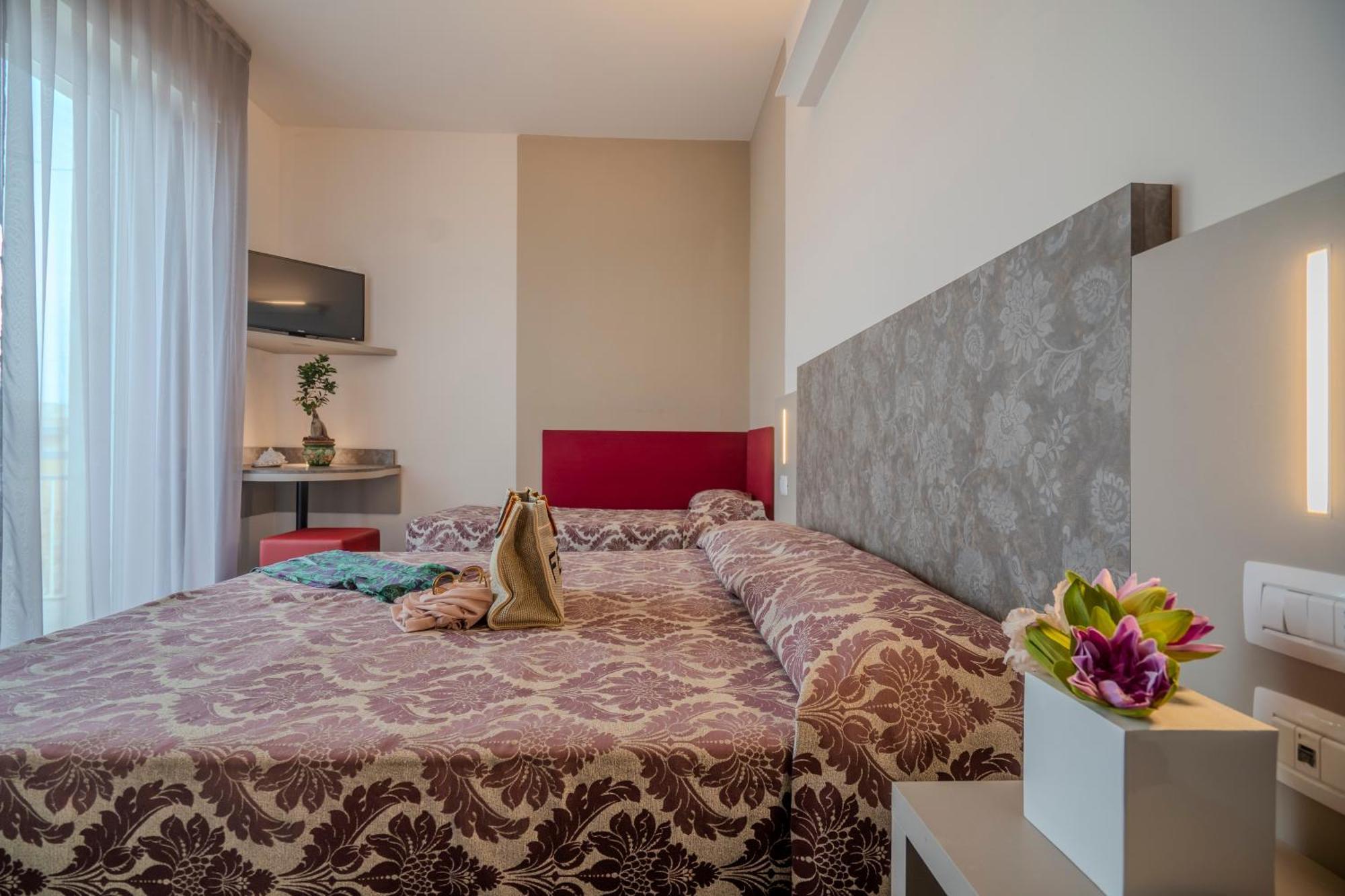 Hotel 2000 Rimini Ngoại thất bức ảnh