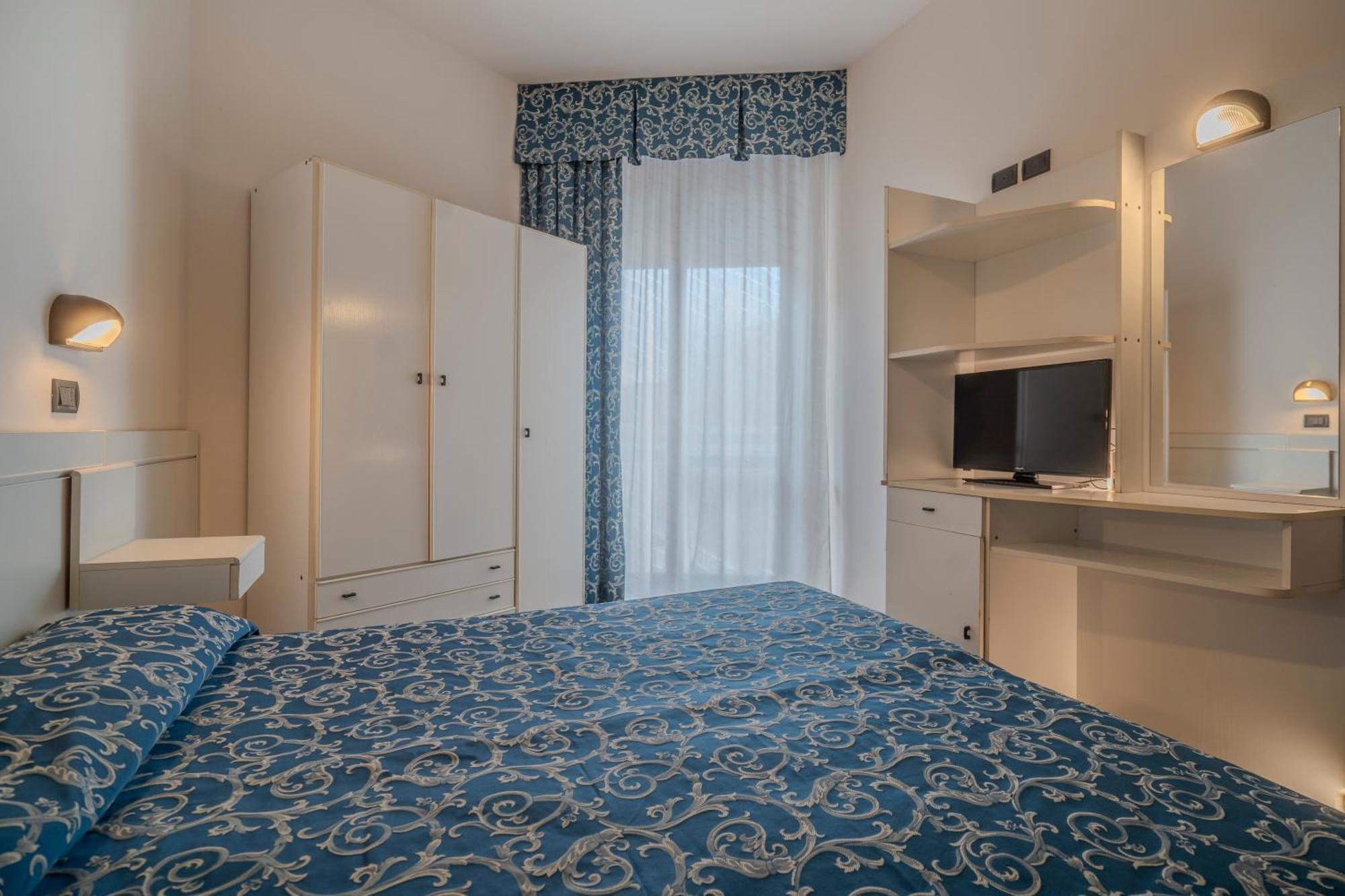 Hotel 2000 Rimini Ngoại thất bức ảnh