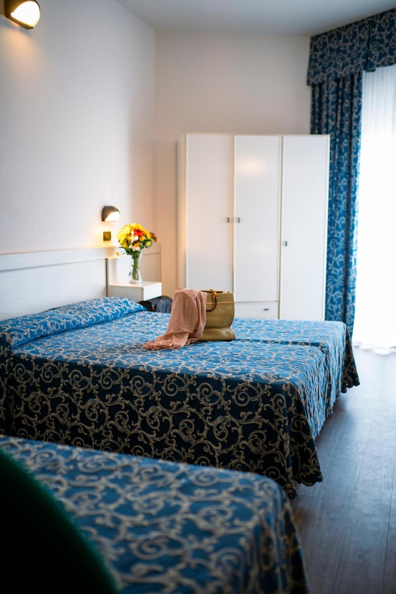 Hotel 2000 Rimini Ngoại thất bức ảnh