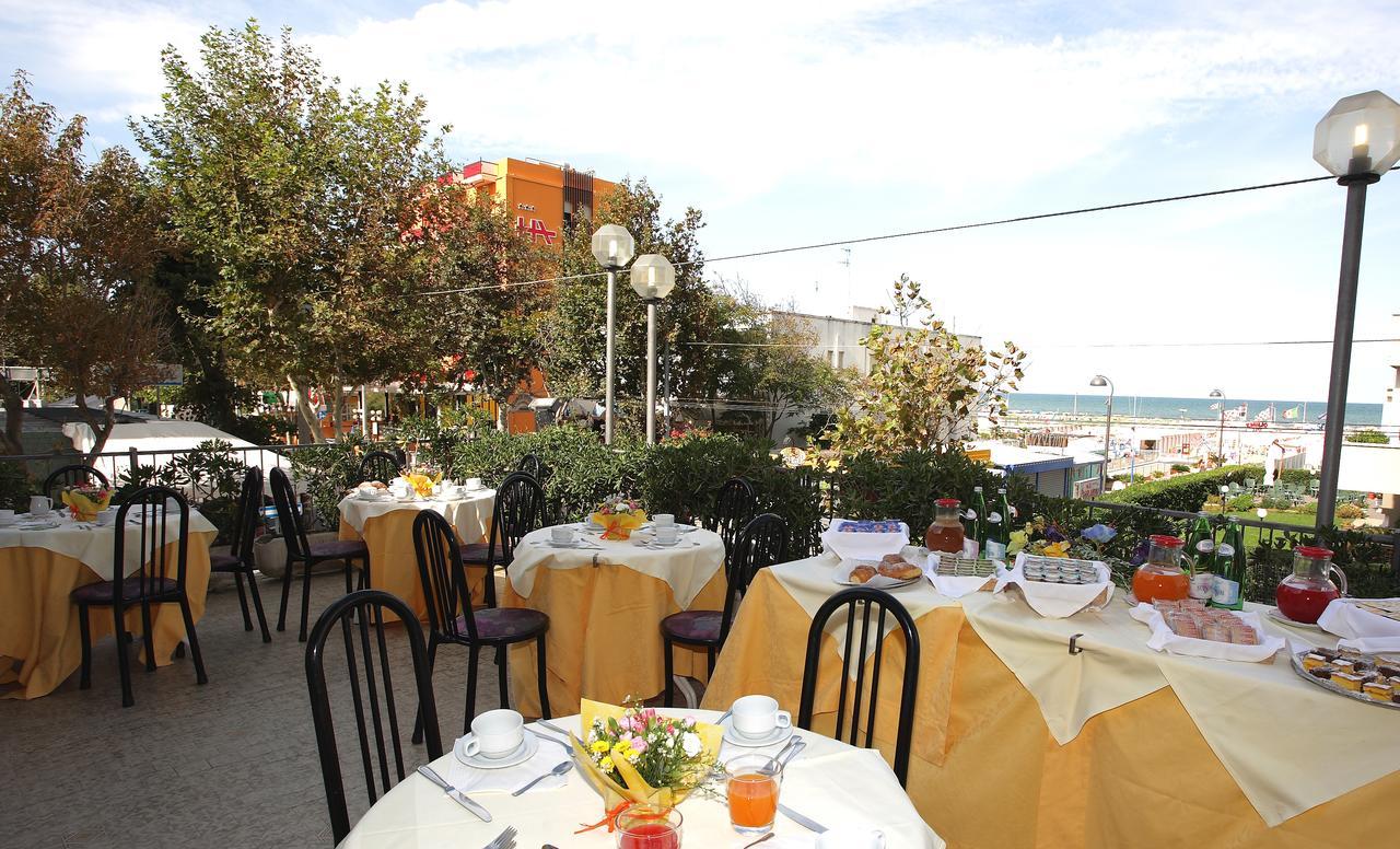 Hotel 2000 Rimini Ngoại thất bức ảnh
