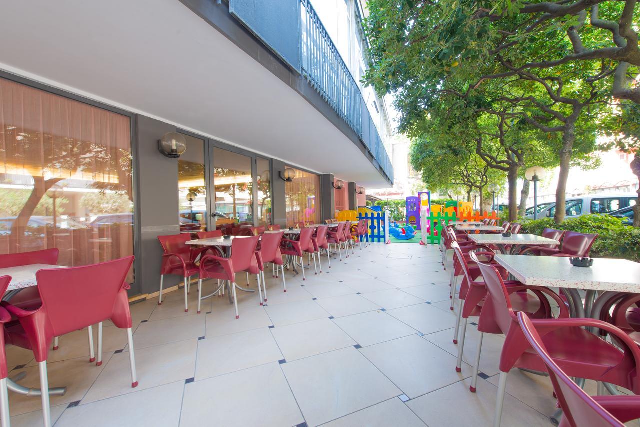 Hotel 2000 Rimini Ngoại thất bức ảnh