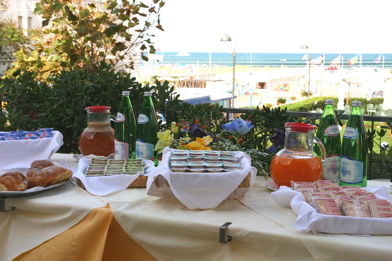 Hotel 2000 Rimini Ngoại thất bức ảnh